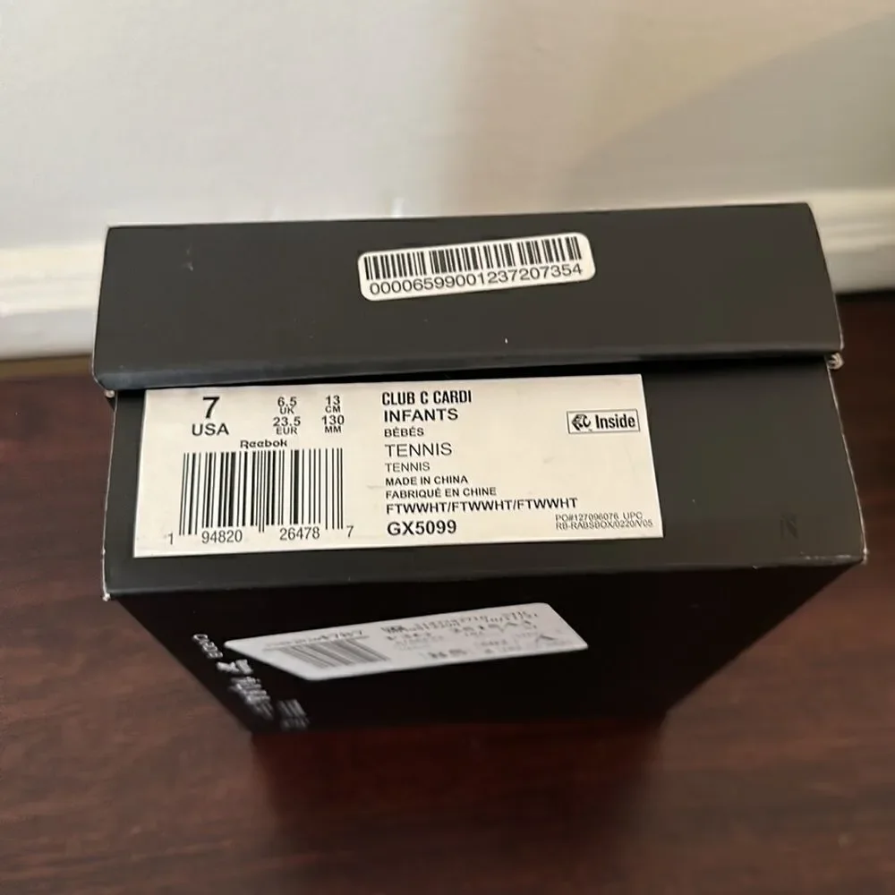 Cardi B X Reebok Kids leather platform sneaker in white  size 7 , NIB